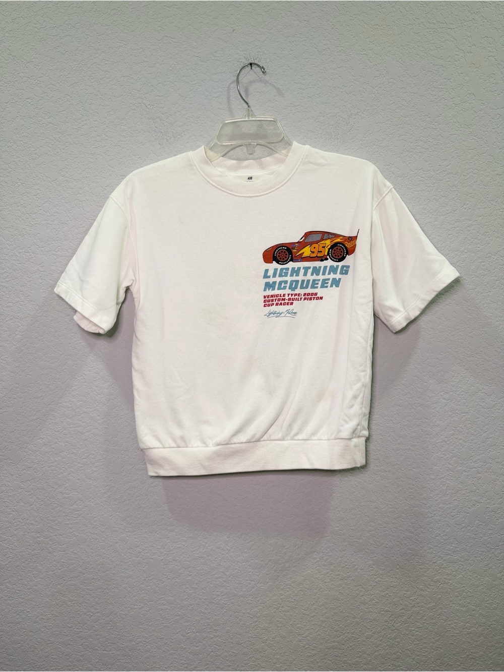 H&M White Tee with Orange Lightning McQueen Graphic - Size 8